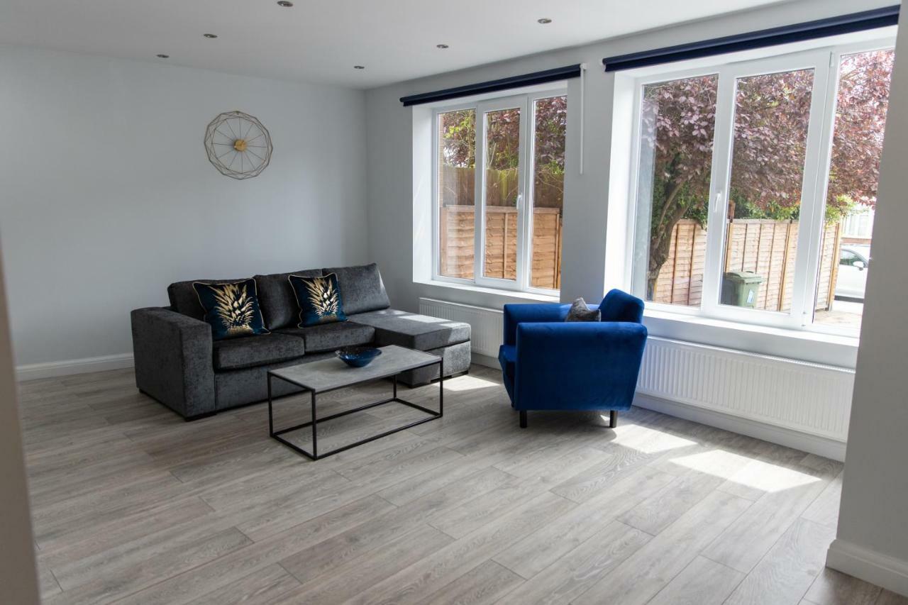 London Northwick Park Serviced Apartments By Riis Property Harrow Εξωτερικό φωτογραφία