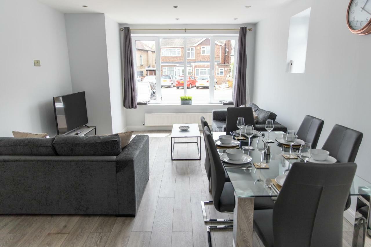 London Northwick Park Serviced Apartments By Riis Property Harrow Εξωτερικό φωτογραφία