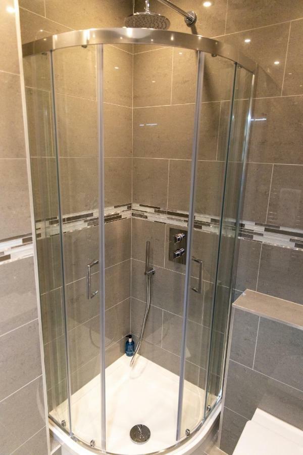 London Northwick Park Serviced Apartments By Riis Property Harrow Εξωτερικό φωτογραφία
