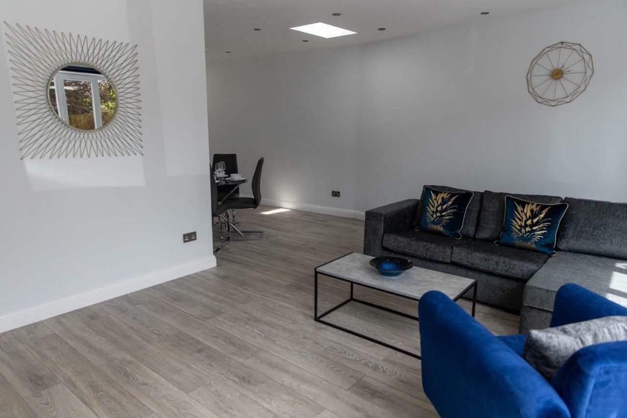 London Northwick Park Serviced Apartments By Riis Property Harrow Εξωτερικό φωτογραφία