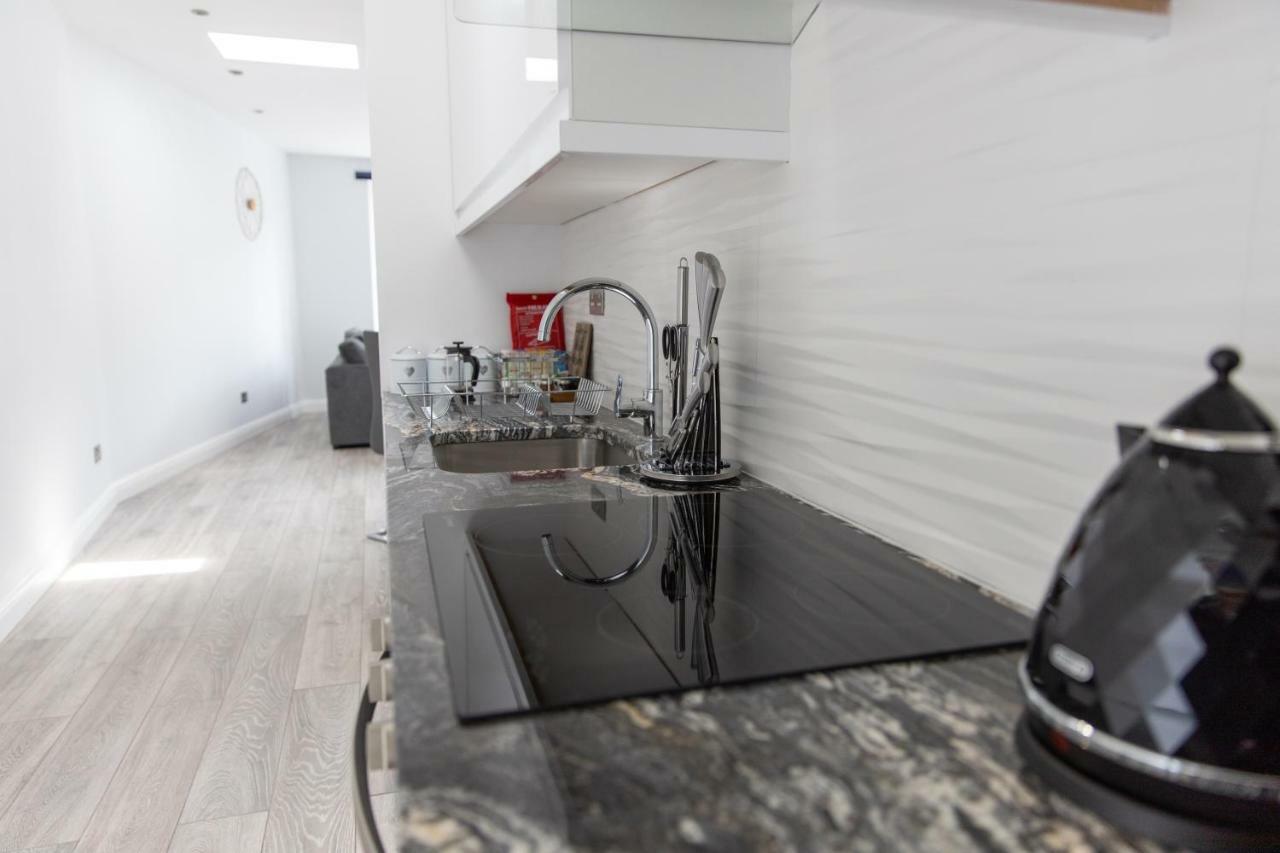 London Northwick Park Serviced Apartments By Riis Property Harrow Εξωτερικό φωτογραφία