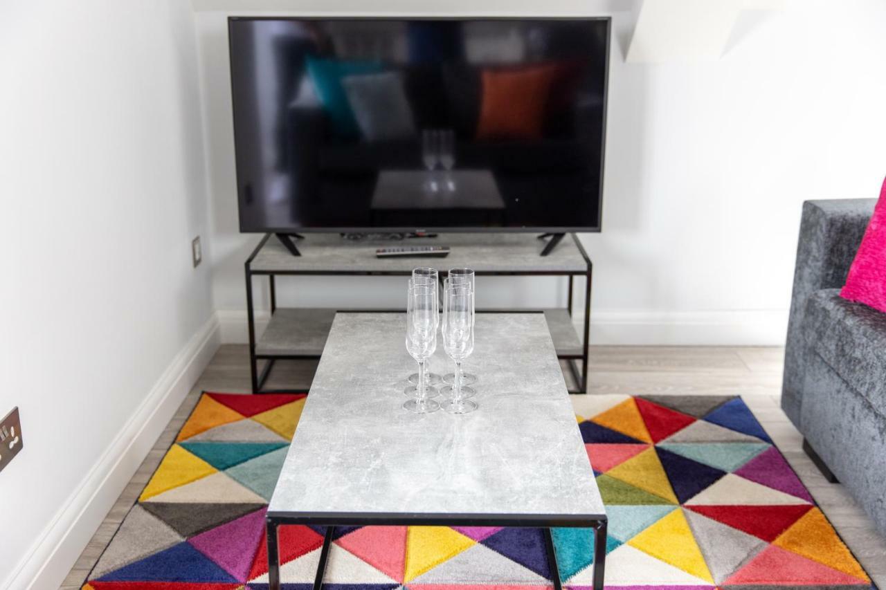 London Northwick Park Serviced Apartments By Riis Property Harrow Εξωτερικό φωτογραφία