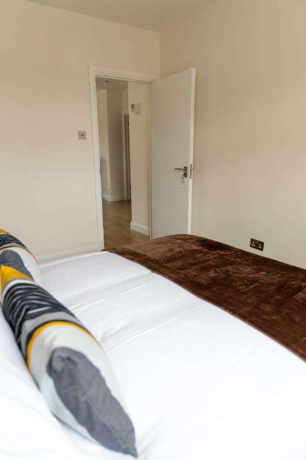 London Northwick Park Serviced Apartments By Riis Property Harrow Εξωτερικό φωτογραφία